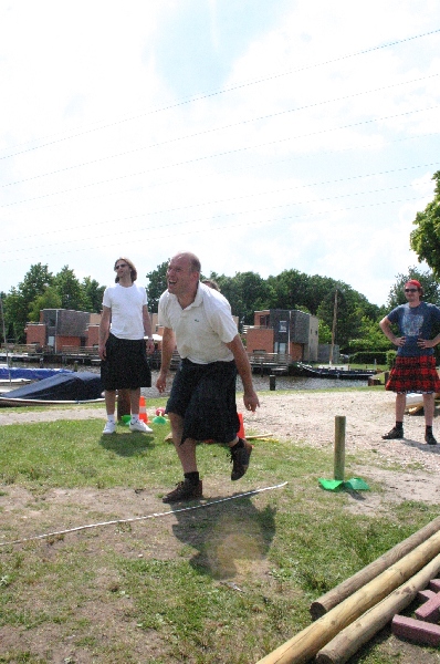 Image 111 of 135  -  164 kB